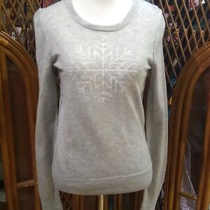 GAP Heather Gray Snowflake Crew Neck Sweater
